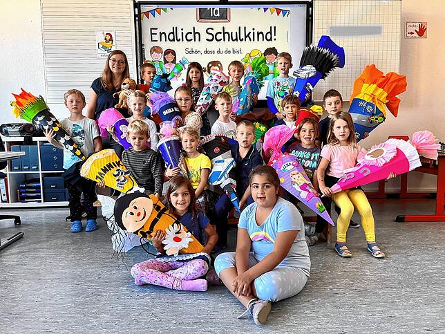 Die Klasse 1a der Warenbergschule mit Klassenlehrerin Christiane Zöllner.