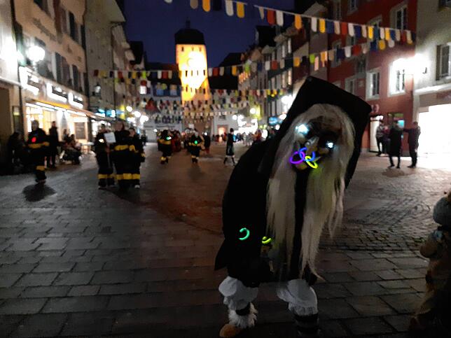 Am Fasnachtsmontag findet wieder ein Hexenumzug durch die Kaiserstraße statt, am Ende gibt es ein Monsterkonzert.