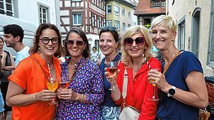 Bild : Rock- und Pop-Gruppe Five Senses rockt den Schlosshof in Markdorf – hier gibt es die schönsten Bilder