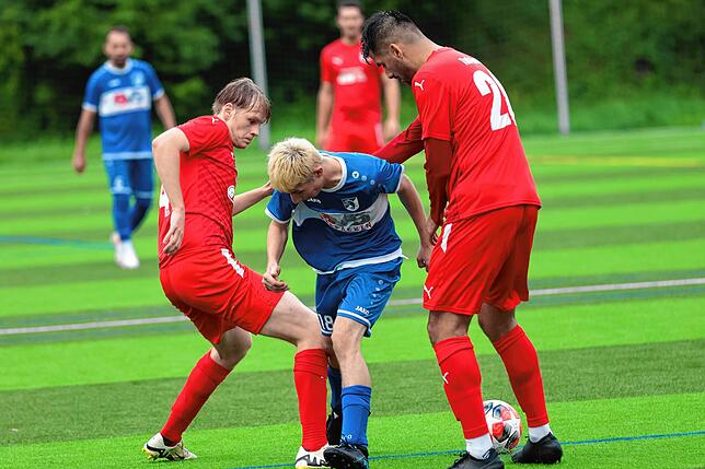 Bild 7: TuS Binzen besiegt FC Erzingen mit 3:0 und zieht in erste Runde des SBFV-Pokal ein– wir haben Fotos!