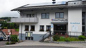 Im Rathaus Rickenbach wurde die neue Hebesatzsatzung für die Grund- und Gewerbesteuer in der Hotzenwaldgemeinde erarbeitet.