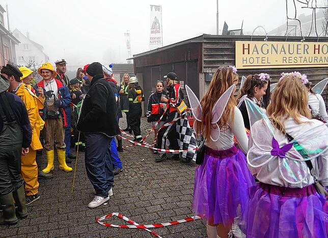 Bild 4: Bilder vom Rathaussturm in Hagnau