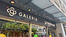 Galeria und Decathlon: Zwei unterschiedliche Partner, die nun miteinander kooperieren. Die erste Filiale des französischen ...