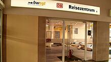 Hier bewegt sich gerade nichts mehr in Sachen Bahnkunden-Beratung: Noch bis 24. August soll das Reisezentrum im Bahnhof Donaueschingen ...