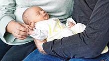 Der kleine Joris Naim Belling ist das Konstanzer Neujahrsbaby. Seinen Zweitnamen trägt er, weil der Vater seiner Mutter arabische ...