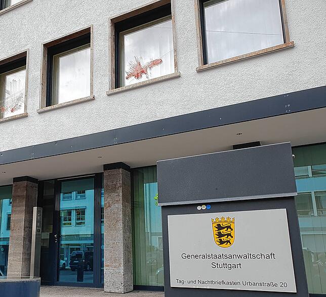 Das Gebäude der Generalstaatsanwaltschaft in Stuttgart wurde erst vor kurzem in einem anderen Fall Opfer eines linksextremistischen ...