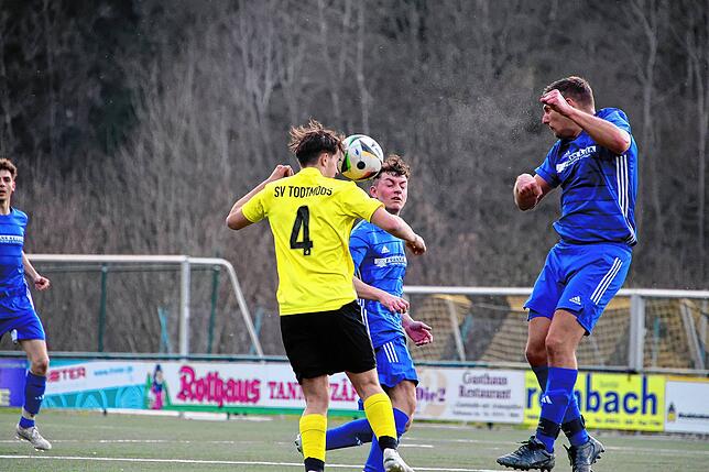 Bild 8: SV Todtmoos spielt 1:1 gegen den SV Karsau – und wir haben Fotos!