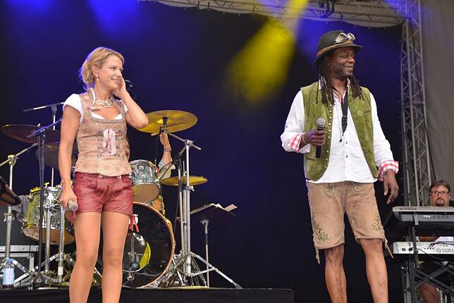 Bild 32: 15. Sommersinnfonie: Alle Bilder vom Frühschoppen mit der Joe Williams Band