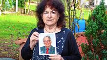 Sie trauert um ihren Mann Peter: Edeltraud Waldschütz will sich aber ganz in seinem Sinne weiter für Protestkationen einsetzen, wie ...
