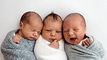 Auron, Mathea und Emil Noel haben sich den 25. Dezember als Geburtstag ausgesucht &ndash; für ihre Familien sind es wohl die schönsten ...