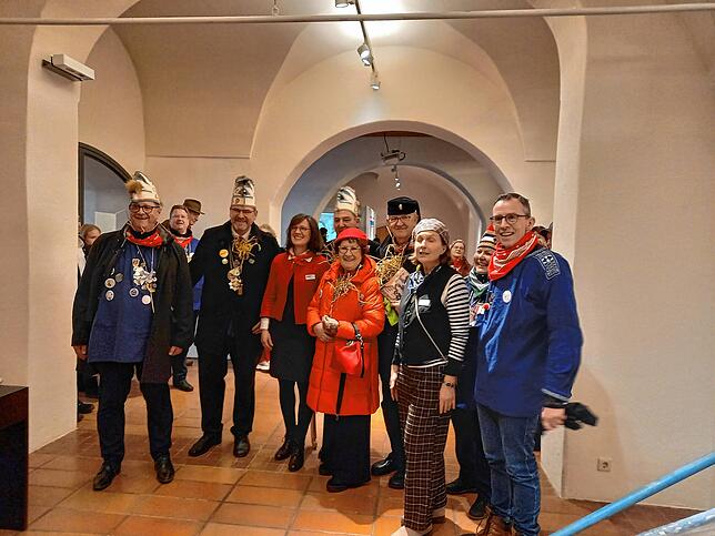 Bild 12: Fasnet: Und der Ministerpräsident feiert mit (2)