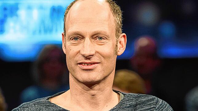 Eben noch auf der Bühne, dann plötzlich im Rollstuhl: Joachim Meyerhoff.
