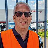 Holger Jerg, Bürgermeister der Stadt Gammertingen, nach der Brandnacht bei Reifen Göggel Ende Juli 2022.