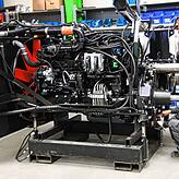 Die 540 PS starken Motoren werden von MAN geliefert, werden dann für die spezifischen Bedürfnisse der Hochleistungszerkleinerer um- und ...