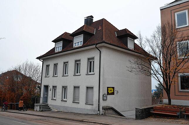 Auch das Gebäude Weinsteig 2 war im Gespräch, doch bietet es nicht hinreichend Platz, um den zusätzlichen Raumbedarf der Verwaltung zu ...