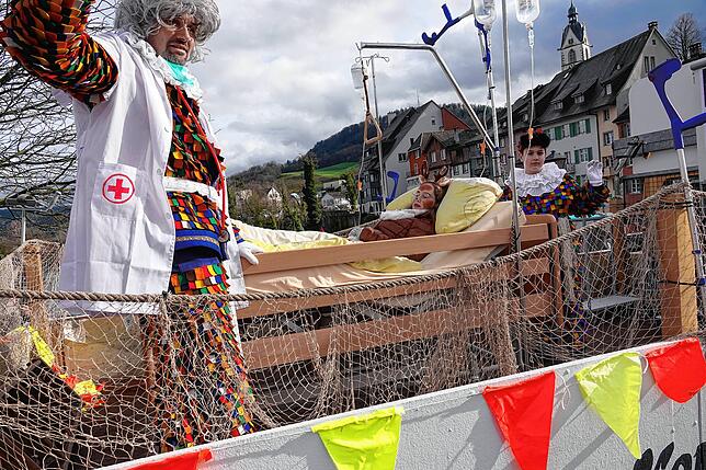 Die alternative Notfallpraxis von der Narro-Altfischerzunft.
