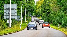 Das Kurgebiet in Villingen, das links am Bildrand hinter dem Gebüschgürtel liegt, wird von der Peterzeller Straße flankiert. Im Zuge des ...