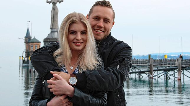 Ein Bild aus besseren Beziehungszeiten: Patrick Romer und Antonia Hemmer 2021 in Konstanz.