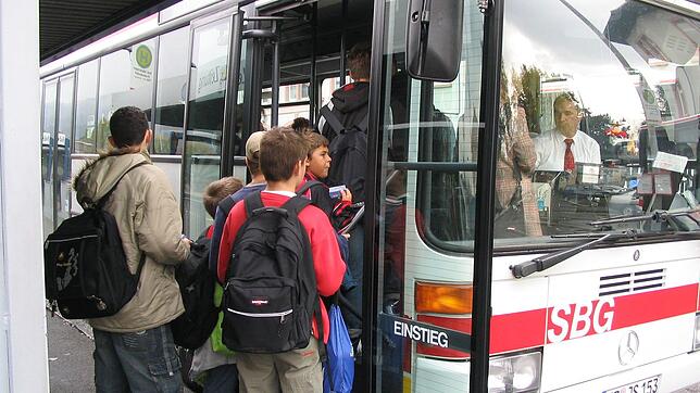 Ärger um Schülertransport: Nachbesserungsbedarf sehen Eltern im Hegau für den Schülerverkehr zwischen Hilzingen und Gottmadingen. Bei ...