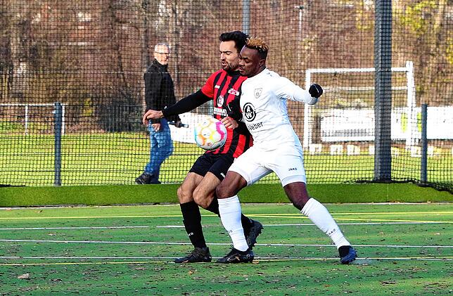 Bild 31: SC Markdorf gewinnt letztes Heimspiel 2024 mit 3:0 gegen FC Bodman-Ludwigshafen. Die besten Bilder!
