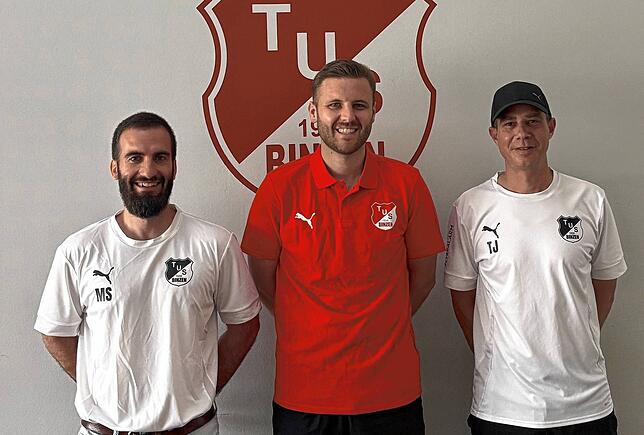 Gut bekannt: Manuel Schwarz (links) wird seine neue Trainerstelle beim TuS Binzen mit Alexander Gött antreten, der bis jetzt sein ...