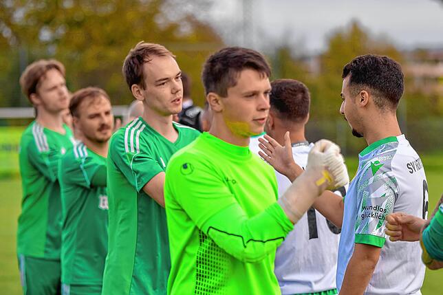 Bild 3: SV Herten besiegt den SV Waldhaus mit 4:1 – und wir haben Bilder!