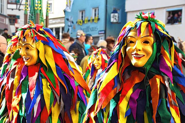 Bild 18: "Komm lass uns fröhlich sein" - Rosenmontag in Meßkirch 2025