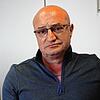 Orhan Yildiz (60) kam mit sieben Jahren nach Deutschland. Er fährt Harley Davidson und ein Mercedes Cabrio.