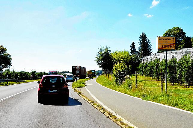 Bild 6: Wer ist schneller am Ziel? Wir haben die neue und alte Strecke der B 31 getestet