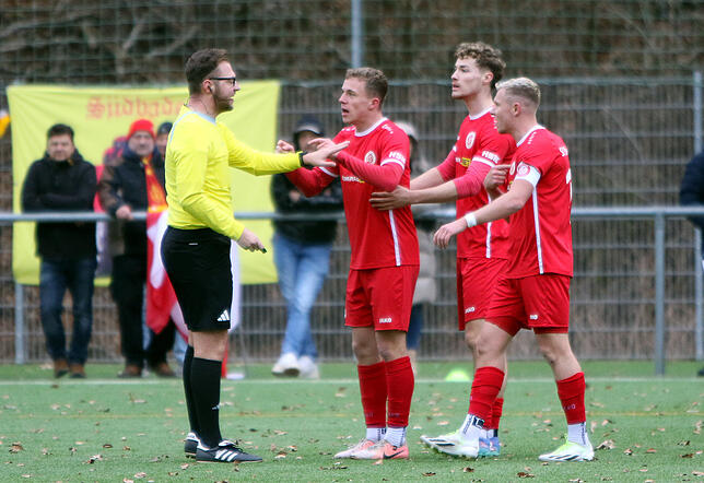 Bild 6: Nur ein 0:0 für den SC Pfullendorf im Kampf um den Klassenerhalt. Wir waren mit der Kamera dabei!