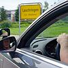 Bei der praktischen Fahrprüfung durchzufallen, ist heute offenbar für viele Fahrschüler kein großes Problem mehr. Davon berichtet unter ...