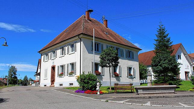 Die Kanäle wie hier am Rathaus in Ippingen zählen zu den neueren der Gemeinde Immendingen. Dennoch müssen einige schon saniert werden. ...