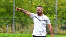 Natale Maione, der Trainer der Spfr. Owingen-Billafingen, musste mit seiner Mannschaft erneut eine Niederlage hinnehmen. Das Spiel gegen ...