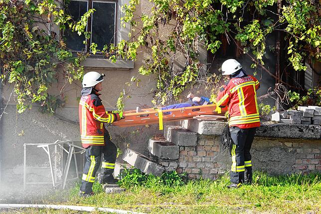 Bild 2: Jahreshauptübung der Feuerwehrabteilungen Wahlwies und Espasingen