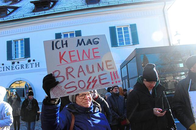 Bild 20: Kundgebung gegen Rechtsextremismus: Bilder von der Veranstaltung auf dem Landungsplatz