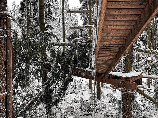 Schwerer Nassschnee richtete im Januar großen Schaden im Kletterwald „Hochempor“ am Bergsee an.