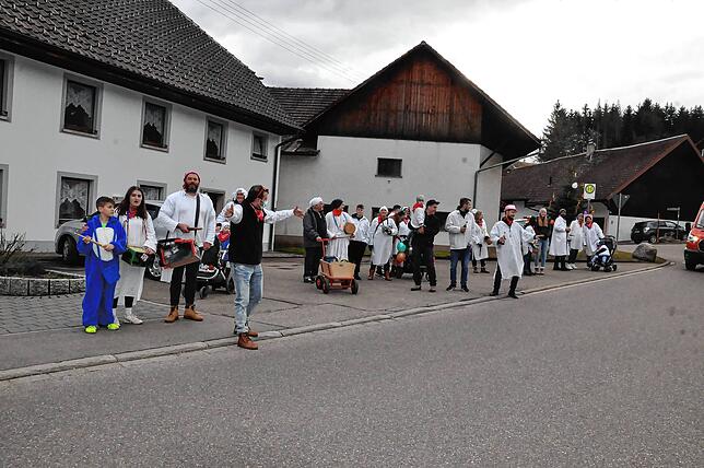 Bild 5: Fasnachtstreiben am &bdquo;Schmutzigen&ldquo; in Weilheim