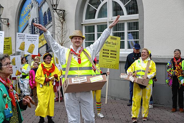 Bild 4: So bunt war der Rathaussturm in Radolfzell