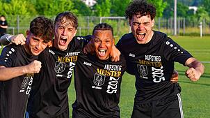 Bild : SV Obersäckingen feiert den Aufstieg in die Kreisliga A – und wir haben Fotos!