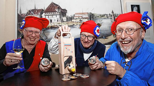 Die Jakobiner sind sich ihrer Sache sicher. Auch Richter Ekkehard Reis, Vizepräsident Axel Ibach und Präsident Harry Wölfle freuen sich ...