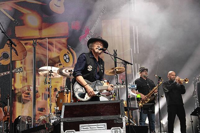 Bild 4: BAP beim Stimmenfestival 2025: Kölner Kultrocker heizen dem Publikum ein - das sind die Bilder