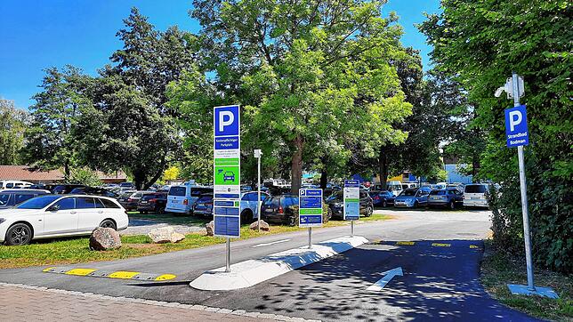 Strandbadparkplatz Bodman mit Kennzeichenerkennung.