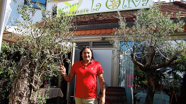 Geschäftsführer Eladio Rodriguez vor seinem Restaurant La Oliva in der Höristraße. Schon bald wird er an einem neuen Standort betreiben.