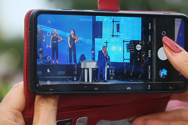 Bild 14: Roland Kaiser begeistert zum Auftakt des Schloss Salem Open Air &ndash; Teil 2