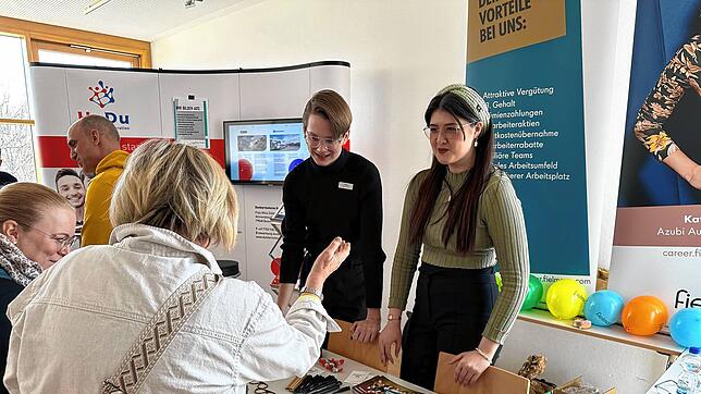 Die Ausbildungsbörse in Lauchringen bietet eine große Fülle von Informationen für die Berufswahl. Foto: Schule am Hochrhein