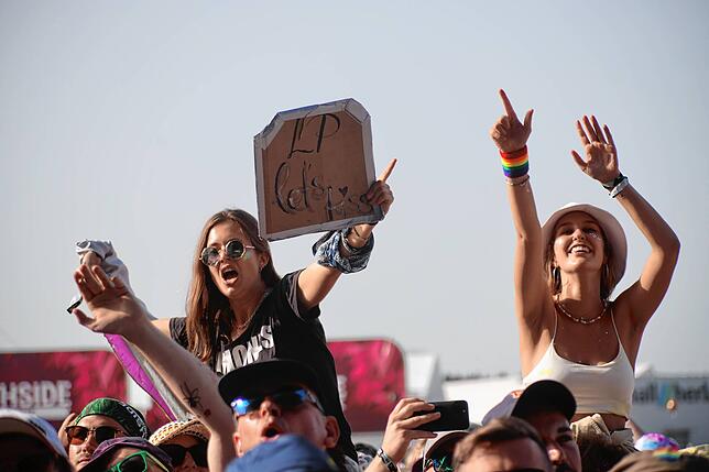 Bild 9: Southside 2022: Bilder vom Konzert von Sängerin LP am Samstag