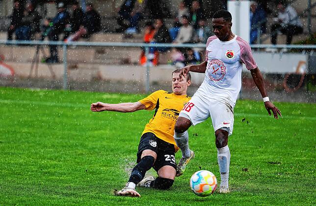 Bild 9: Die besten Bilder vom Landesliga-Spiel zwischen dem TSV Singen und dem FC Gutmadingen