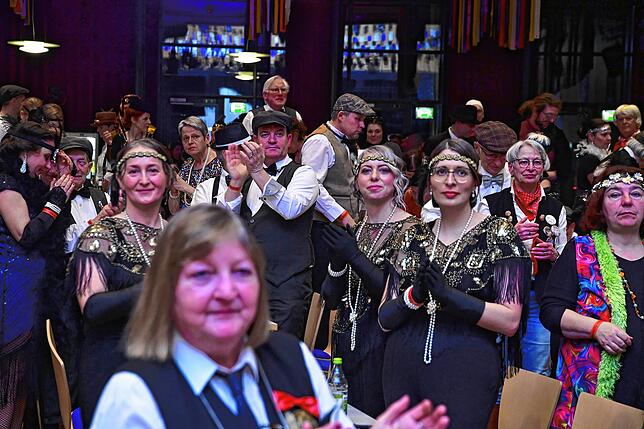 Bild 42: Von wegen Samtpfoten – Katzenmusik fährt auf ihrer Zeitreise auch mal die Krallen aus