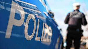 Symbolbild – In Baden-Württemberg wurde eine 84-jährige Frau getötet. Ein Tatverdächtiger wurde festgenommen.