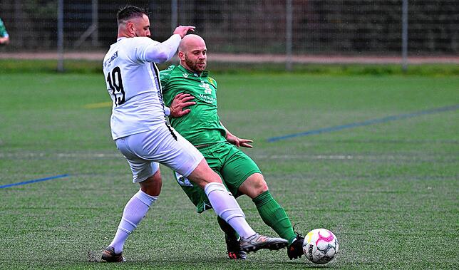 Bild 32: FC Wittlingen setzt sich mit 2:0 beim SV Herten durch &ndash; und wir haben Bilder!